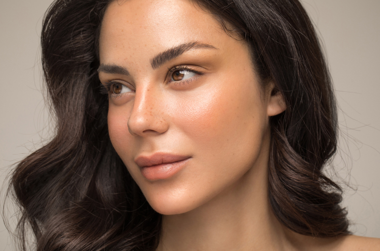 Acide hyaluronique, SkinBooster, Mésothérapie | Dr Aida Cheriet | Paris
